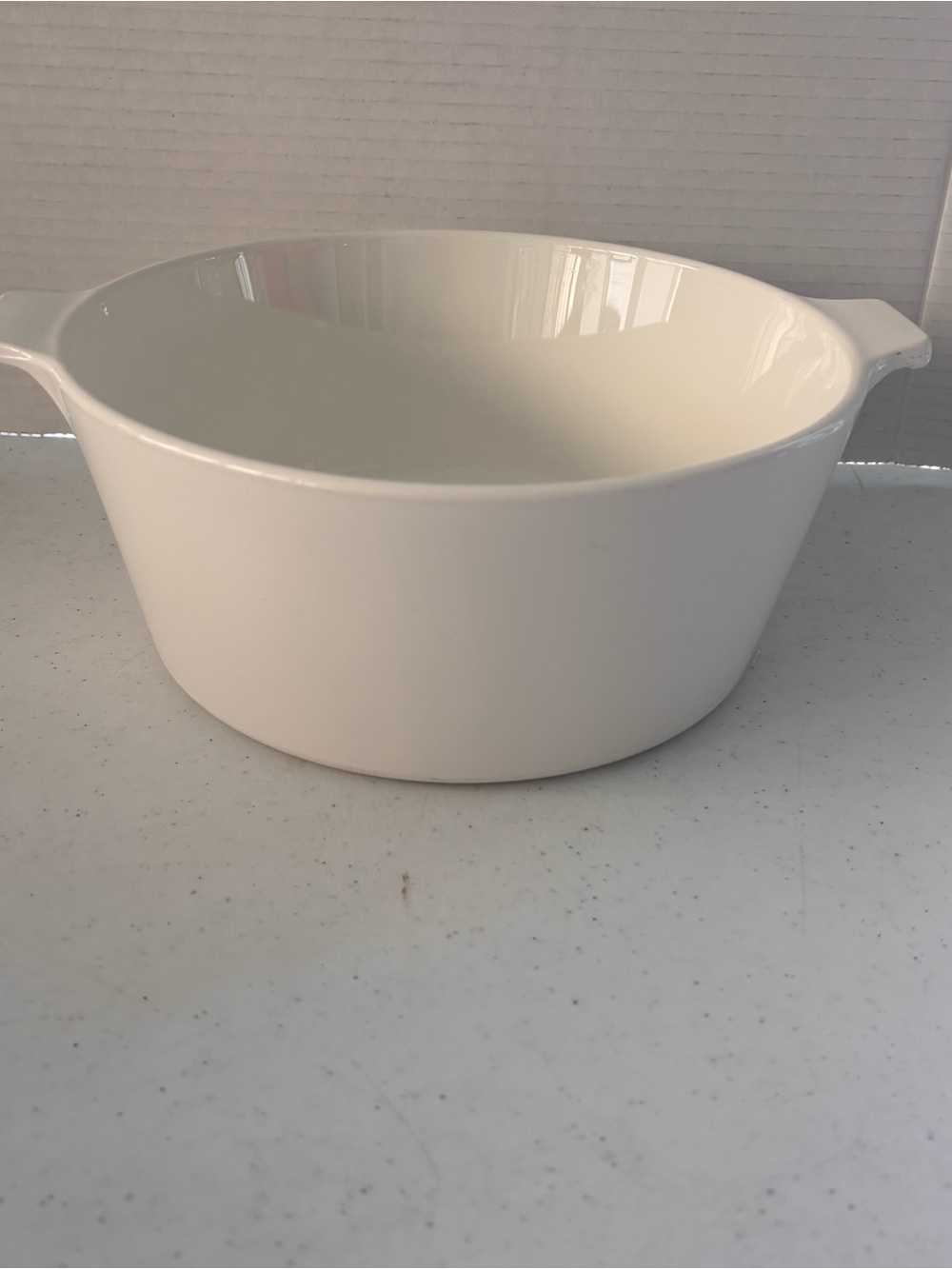Corning Ware Buffet Server B-2 1/2-B White 2.5 Quart Mid Century Vintage 1960's